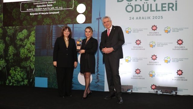 Plastik atıkları doğaya zarar vermeden dönüştürdüler, ödülü kazandılar
Burpol'e yeşil dönüşüm ödülü