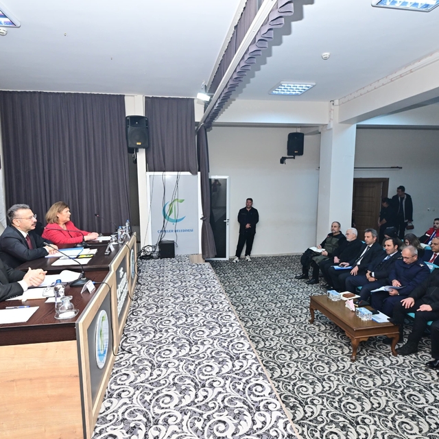 Vali Aksoy, muhtarlar ile bir araya geldi