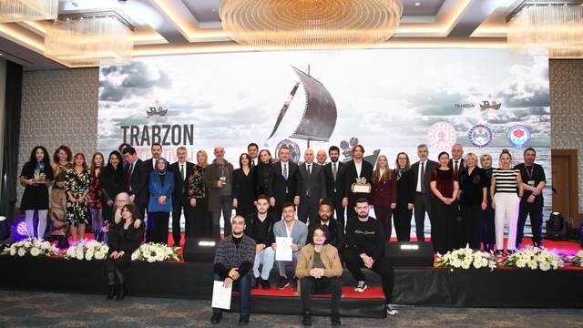 Trabzon Film Festivali'nde Altın Taka Ödülleri sahiplerini buldu