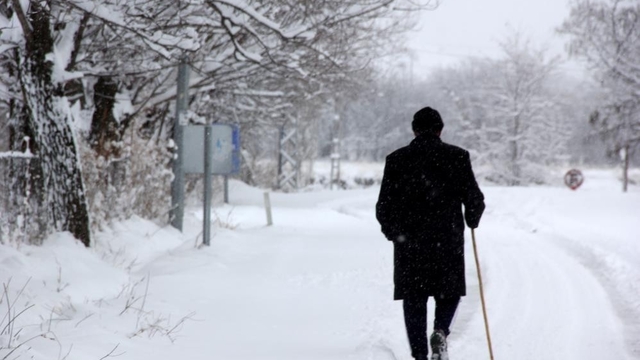 Erzincan beyaza büründü: Geçitlerde karla mücadele seferberliği