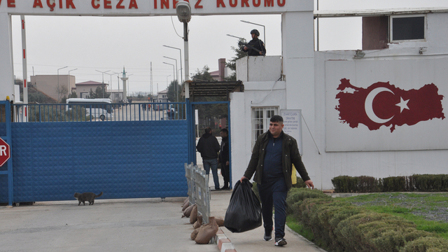 Gaziantep'te tahliyeler sürüyor