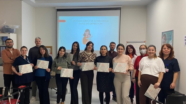 Tekirdağ'da anne adayları gebe okulunda eğitim alıyor