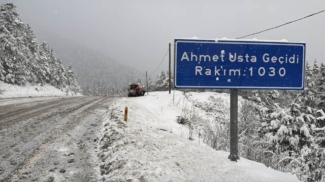Karabük'te kar yağışı