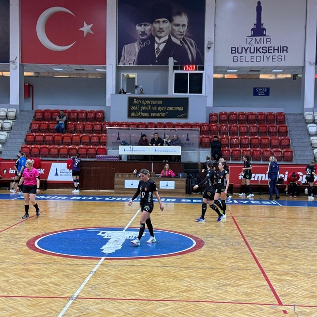 Armada Praxis Yalıkavakspor ikinci yarıya hazır