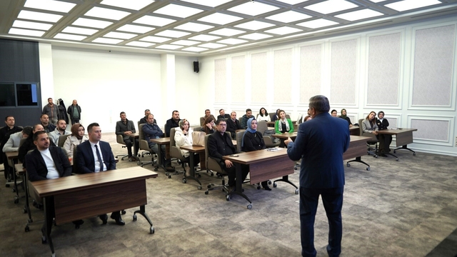 Melikgazi Belediyesi'nden 'Kuralları ve Adab-ı Muaşeret' eğitimi