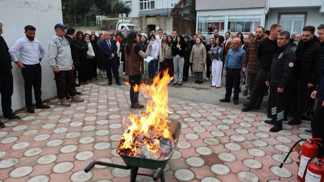 Sinop'ta yangın tatbikatı gerçeğini aratmadı