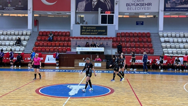 Armada Praxis Yalıkavakspor ikinci yarıya hazır