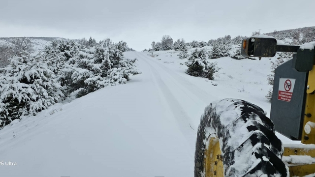 Yozgat'ta kar yağışı sonrası ekipler harekete geçti