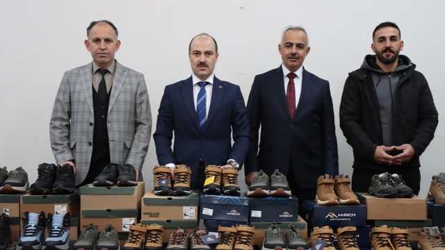 Hayırsever iş insanından örnek davranış