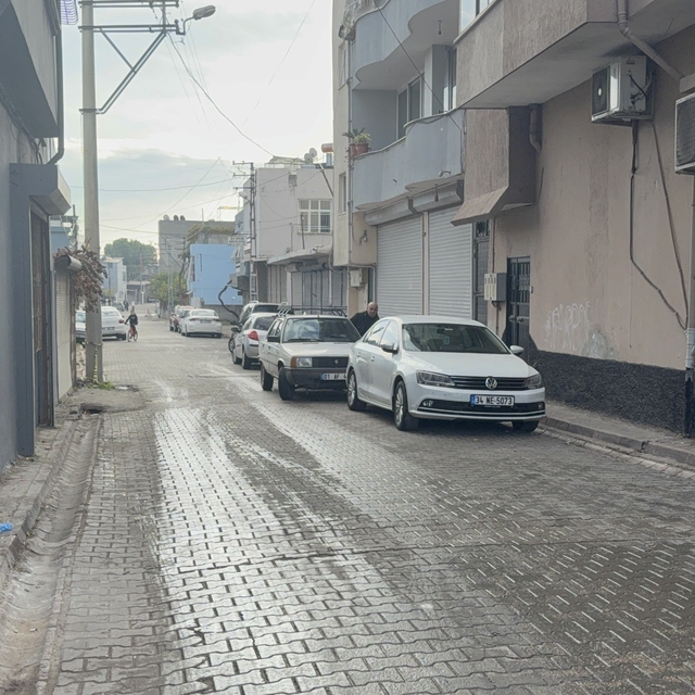 Kahvehaneciyle müşteriler arasında silahlı kavga: 2 ölü, 1 yaralı