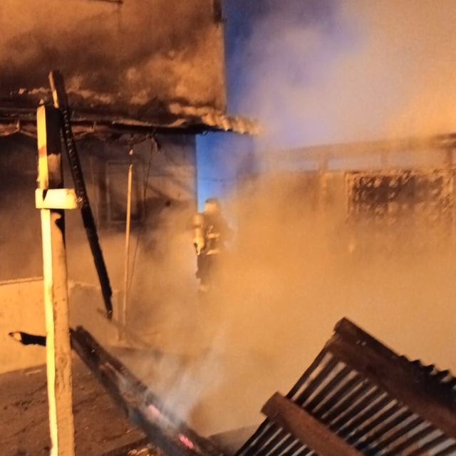 Çaycuma'da kazan dairesinde çıkan yangın eve sıçradı