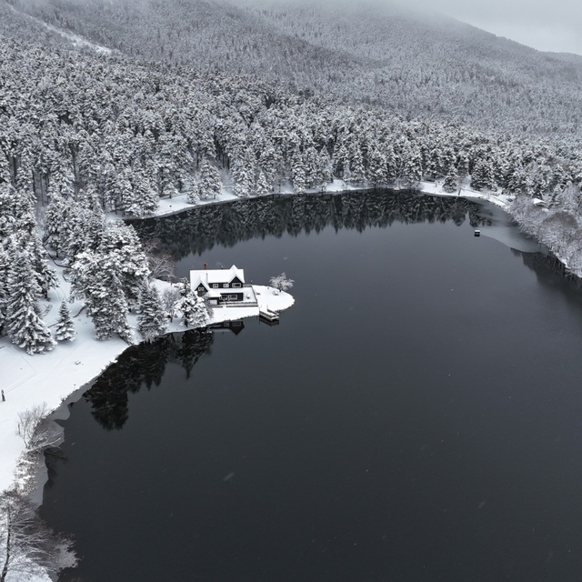 Bolu'nun incisi beyaza büründü, ortaya kartpostallık görüntüler çıktı