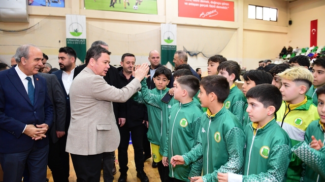 Osmangazi Belediyesi'nden amatör spor kulüplerine malzeme desteği