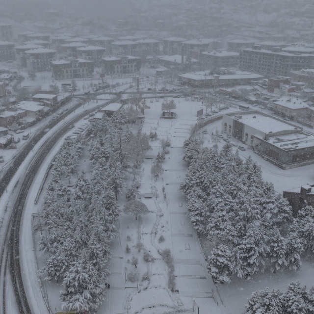 Başkan Özdoğan: "Kar rahmettir, tüm ekiplerimizle sahadayız"