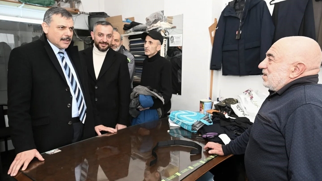 Vali Çiftçi'den esnaf ziyareti