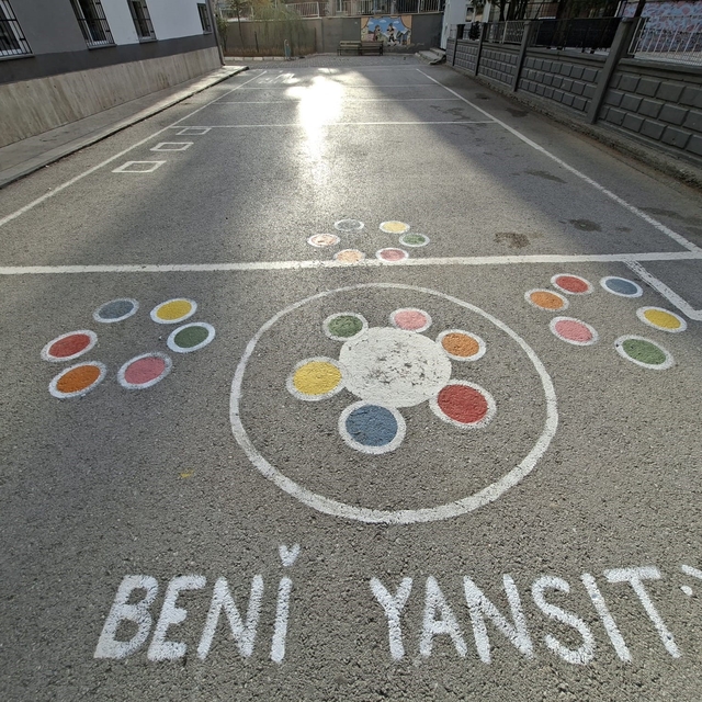 NÖHÜ gönüllü öğrencilerinden Selçuk İlkokulu'na renkli dokunuş