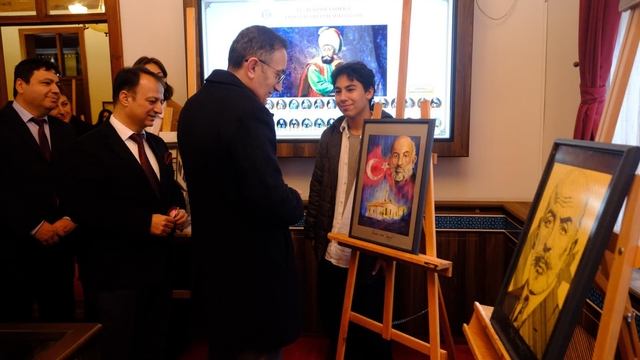 Burdur'da Mehmet Akif Ersoy temalı resim sergisi açıldı