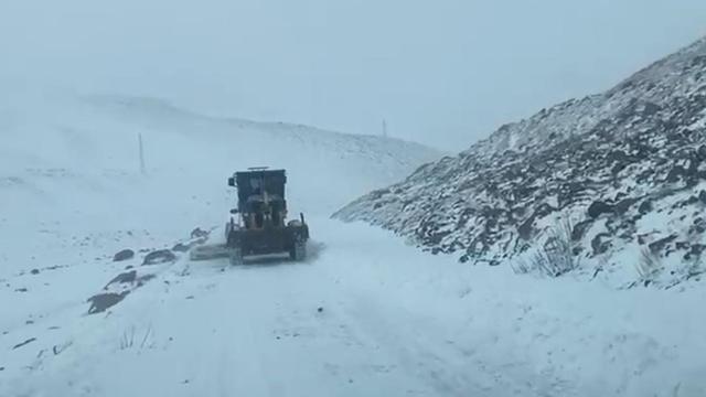 850 metre rakımlı Iğdır Tuzluca'da kar yağışı etkili oluyor