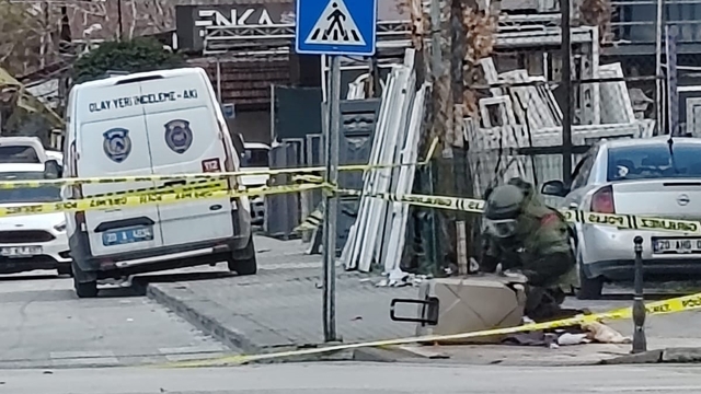 Denizli'de şüpheli valiz kontrollü bir şekilde patlatıldı; içinden kıyafetler çıktı