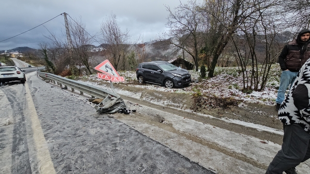 Zonguldak'ta kar yağışı kazayı beraberinde getirdi: 2 kişi yaralandı
