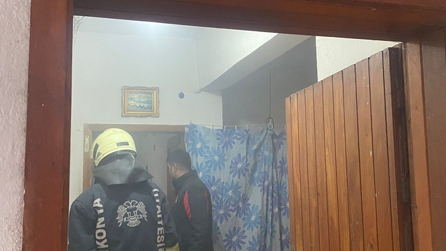 Polise kurusıkı tabanca ve av tüfeğiyle ateş açan şüpheli gözaltına alındı