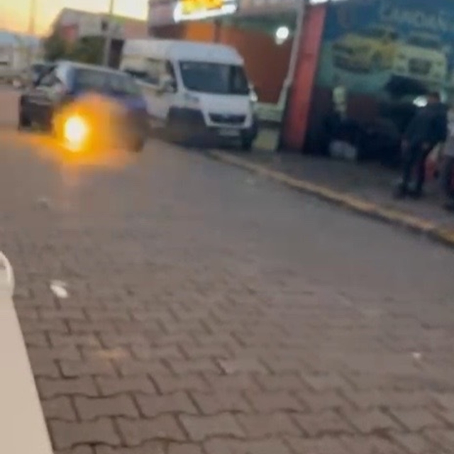 Aydın'da abartı egzozlu otomobilin sürücüsüne ceza