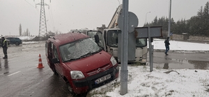 Domaniç'te trafik kazalarında 4 kişi yaralandı