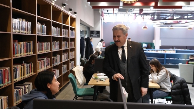 Melikgazi'nin geleceğe ışık tutan yatırımı: Akıl Küpü Kütüphaneleri