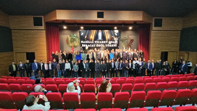 Nazilli Ticaret Odası'nın başarılı ihracatçıları ödüllendirildi