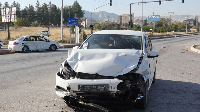 Trafik kazası nedenlerinde 'sürücü kusuru' açık ara ilk sırada