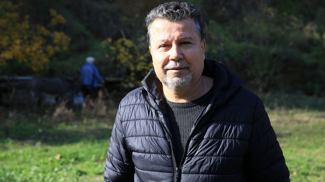 Liselilerden görme engelli Raif Dede'nin hikayesini anlatan belgeselle empati çağrısı