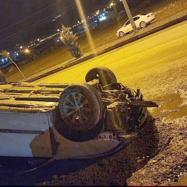 Gaziantep'te takla atan otomobilin sürücüsü yaralandı