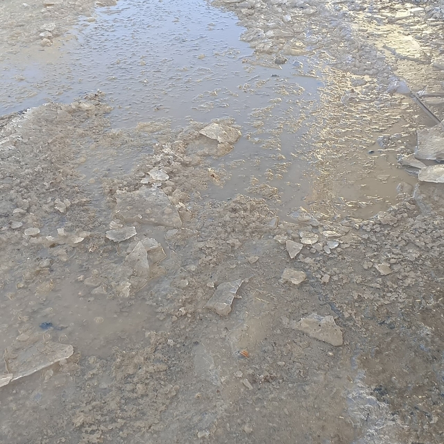 Gölbaşı'nda, sular dondu