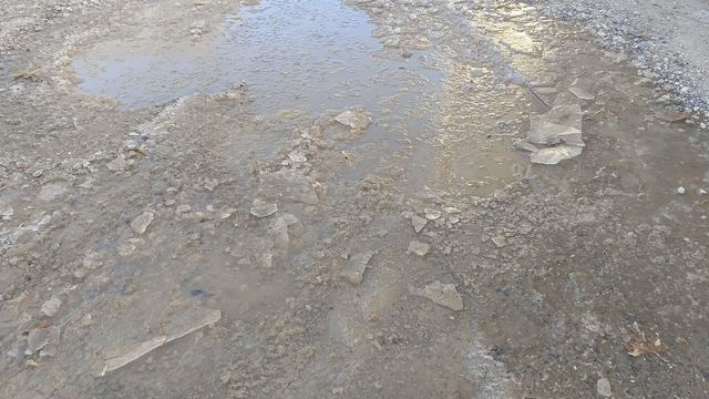 Gölbaşı'nda, sular dondu