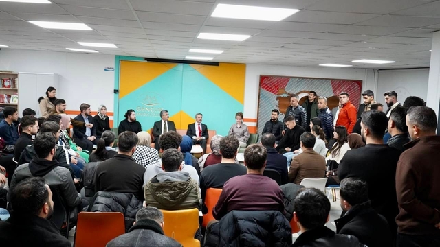 Alkayış'tan üniversiteli gençlere mesaj