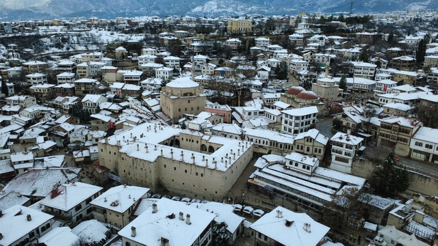 Karabük'teki kış manzaraları havadan görüntülendi