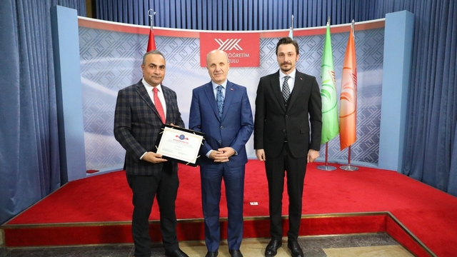 BARÜ'nün 7 programı "Engelsiz Üniversite Program Nişanı" aldı