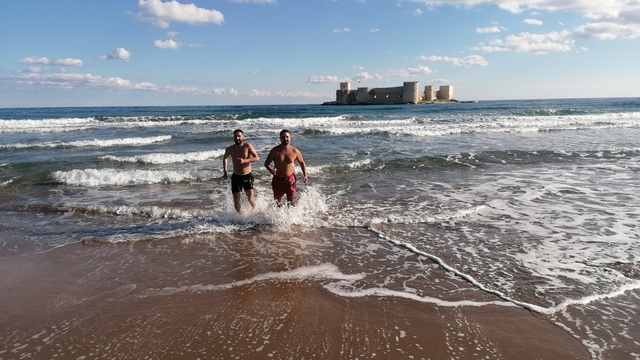 Mersin'de aralık sonunda deniz keyfi