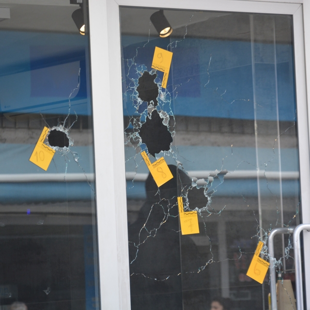 Ordu'da iş yerine uzun namlulu silahla saldırı: O anlar güvenlik kamerasınd...