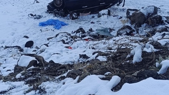 Bingöl'de otomobil şarampole yuvarlandı: 4 yaralı