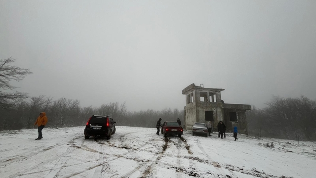 Çanakkale'de mevsimin ilk karı yağdı