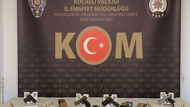 Kocaeli merkezli suç örgütü operasyonunda 15 zanlı yakalandı
