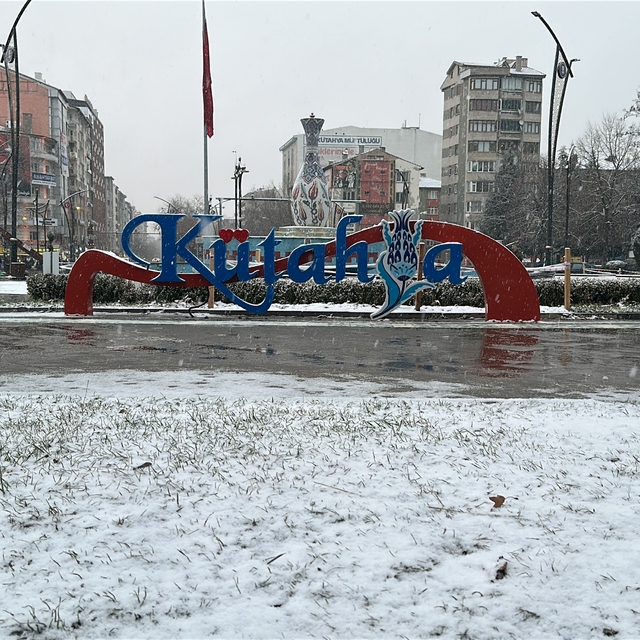 Kütahya'da kar yağışı