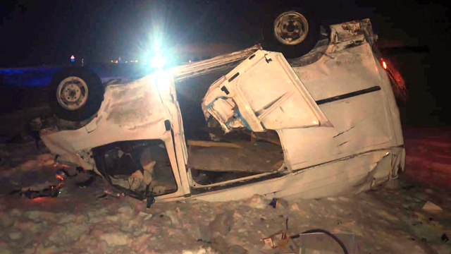 Kars'ta şarampole devrilen aracın sürücüsü öldü