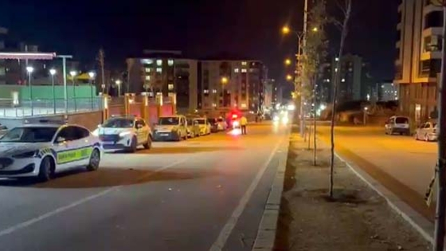 Gaziantep'te otomobilin çarpıp kaçtığı anne öldü, kızı ağır yaralandı