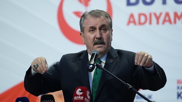 Destici: PKK, Suriye'nin üçte birini kendine istemektedir