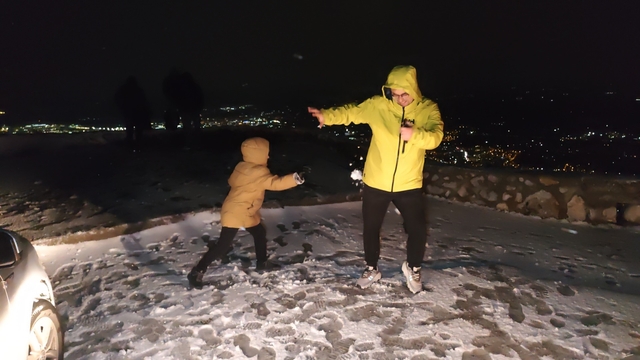 Spil Dağı Milli Parkı'na mevsimin ilk karı yağdı
Manisa ve İzmirliler soluğu milli parkta aldı