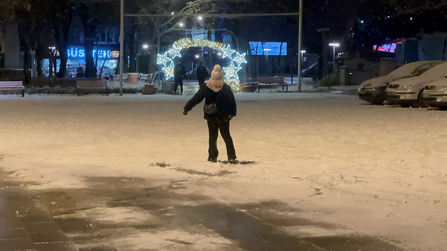 Isparta'da kar yağışı etkili oldu