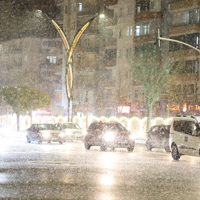 Aksaray'da okullara 1 gün kar tatili