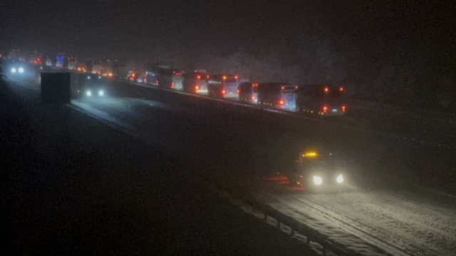 Bolu Dağı geçişinde yoğun kar yağışı (4)